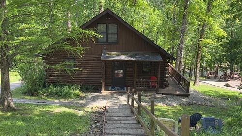 403 Timberlake Ln, Mc Daniels, KY, 40152-7259 | Card Image