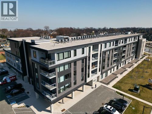 402-14400 Tecumseh Rd E, Tecumseh, ON, N8N0E9 | Card Image