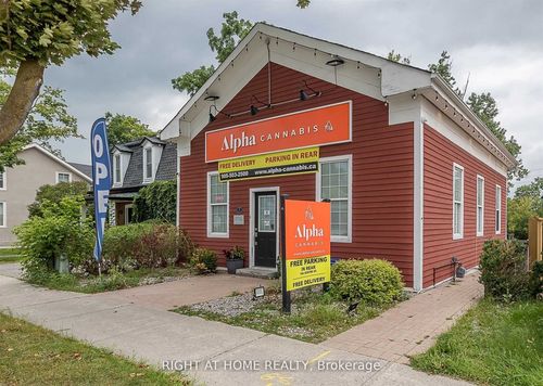 118 Wellington St E, Aurora, ON, L4G1J1 | Card Image