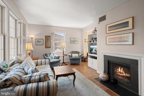 3a-1211 N Pitt St, ALEXANDRIA, VA, 22314-1481 | Card Image