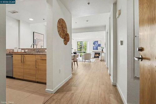 240-1655 N California Blvd, Walnut Creek, CA, 94596 | Card Image