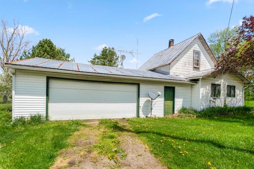 7950 E Metz Rd, Angola, IN, 46703-9213 | Card Image