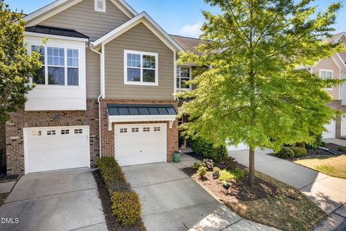 9110 Bunnwood Ln, Raleigh, NC, 27617-8208 | Card Image