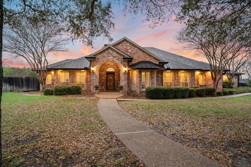 517 Chado Ln, Robinson, TX, 76706-5144 | Card Image