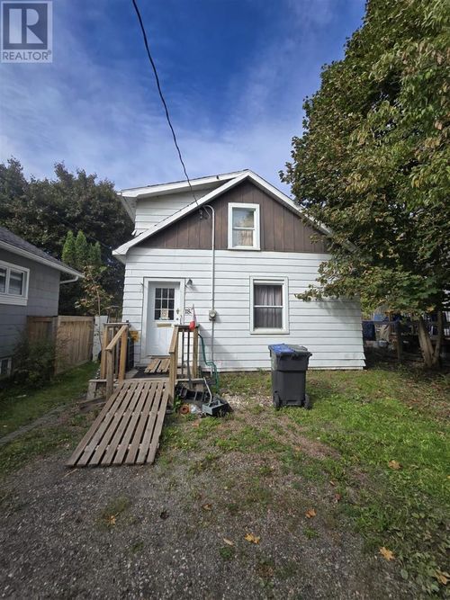 183 Tancred St, Sault Ste Marie, ON, P6A2W5 | Card Image