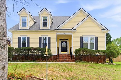 104 Bayhill Ct, Mebane, NC, 27302-7190 | Card Image