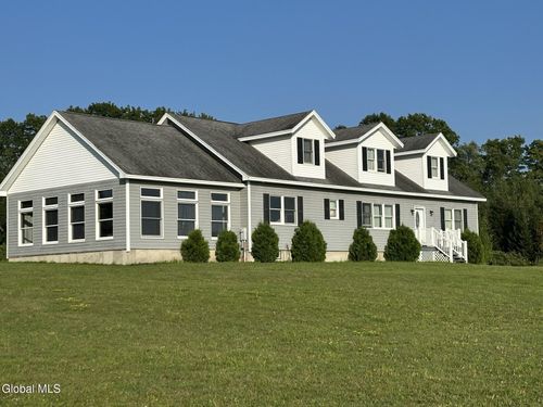 113 Bluebird Ln, Gloversville, NY, 12078-9200 | Card Image