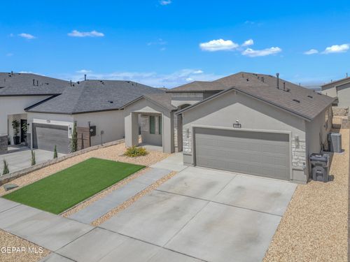 553 Oakmont, El Paso, TX, 79928 | Card Image