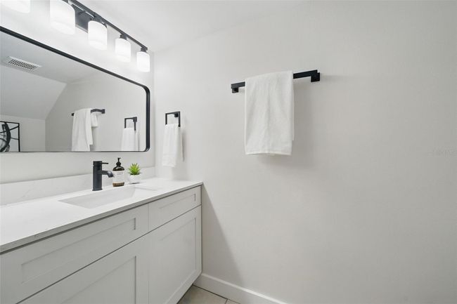 3004 Conifer Dr, Townhouse with 2 bedrooms, 2 bathrooms and null parking in LARGO FL | Image 16