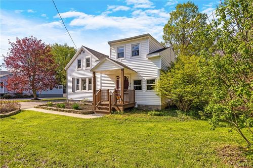 9296 Mallory Rd, New Hartford, NY, 13413-3812 | Card Image