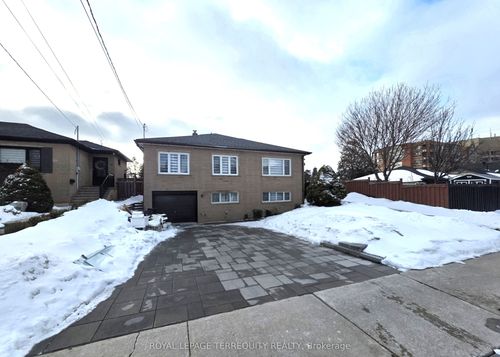 basement-80 Erie St, North York, ON, M6L2R2 | Card Image