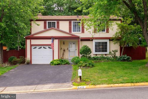 9416 Mirror Pond Dr, FAIRFAX, VA, 22032-1361 | Card Image