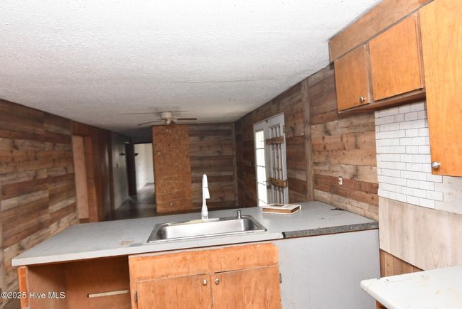 Kitchen view to Den | Image 7
