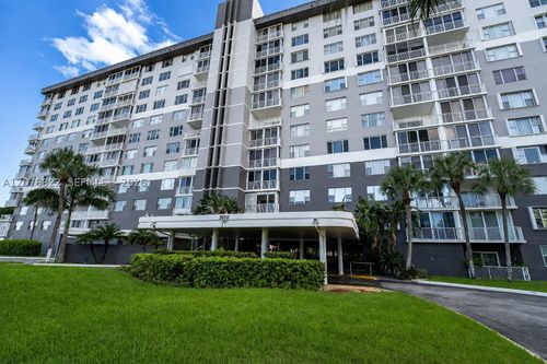 314-3850 Washington St, Hollywood, FL, 33021-7354 | Card Image