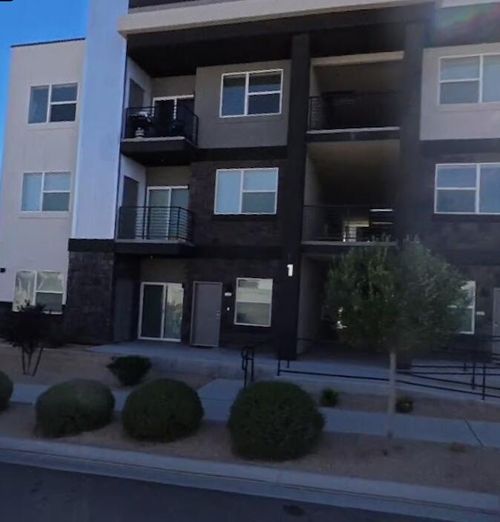 3-201-5801 S Garnet Dr, St George, UT, 84790-2375 | Card Image