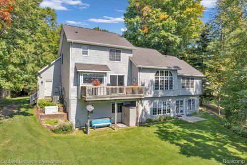 4655 Cusenza Dr, Otter Lake, MI, 48464-9721 | Card Image