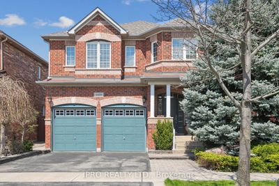 6829 Golden Hills Way, House other with 4 bedrooms, 4 bathrooms and 4 parking in Mississauga ON | Image 2