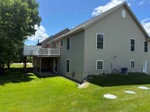 7 Maplevale Rd, East Kingston, NH, 03827-2069 | Card Image