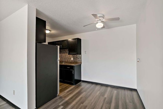 Dining/Kitchen | Image 10