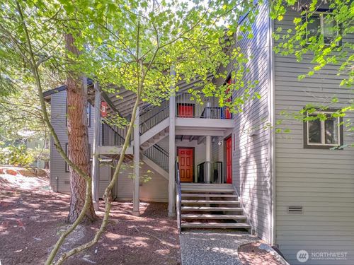 c5-14632 Ne 81st St, Redmond, WA, 98052-3433 | Card Image