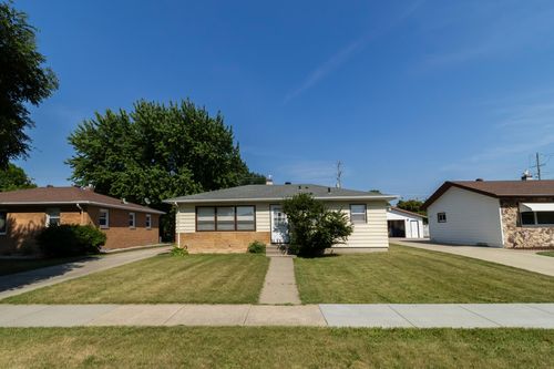 1618 17th St S, Fargo, ND, 58103-4028 | Card Image