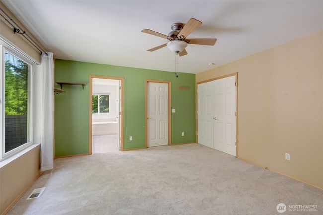Primary Bedroom | Image 27