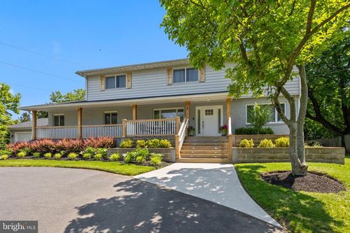 2 Woodfern Ave, EWING, NJ, 08628-1536 | Card Image