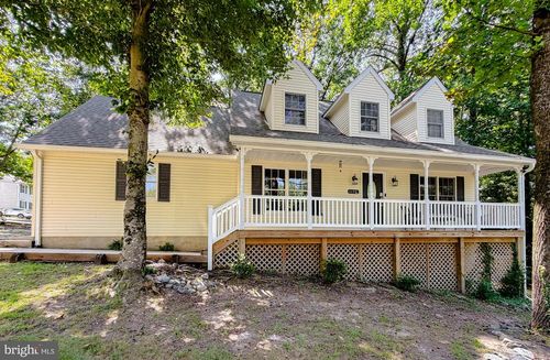 11333 Tomahawk Trl, LUSBY, MD, 20657-3145 | Card Image