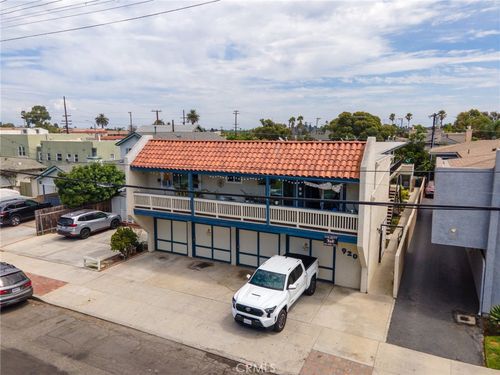 920 Loma Ave, Long Beach, CA, 90804-5262 | Card Image