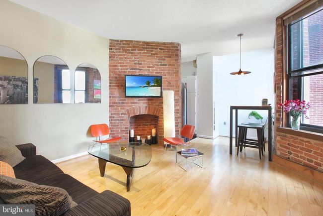 APT-808 - 1615 Q St Nw, Condo with 2 bedrooms, 1 bathrooms and null parking in WASHINGTON DC | Image 8