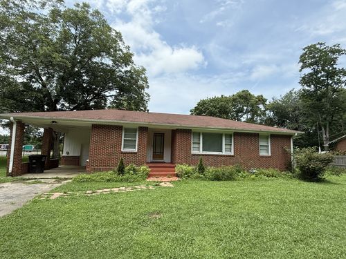 216 Cobb Rd, Tullahoma, TN, 37388-5115 | Card Image
