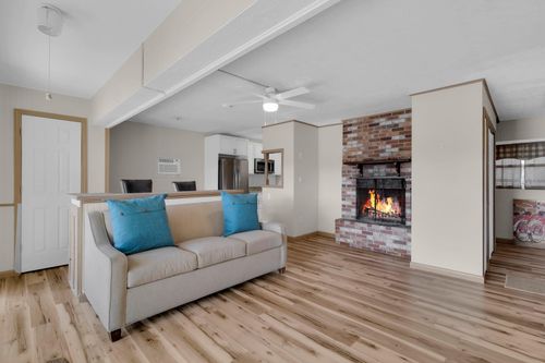 1129 Lemon Bluff Rd, OSTEEN, FL, 32764-9739 | Card Image