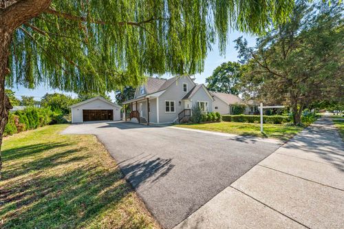 9725 Normandy Ave, Oak Lawn, IL, 60453-2132 | Card Image