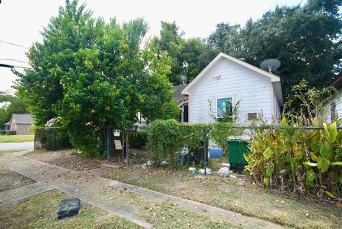 3036 Dennis St, Houston, TX, 77004-1864 | Card Image