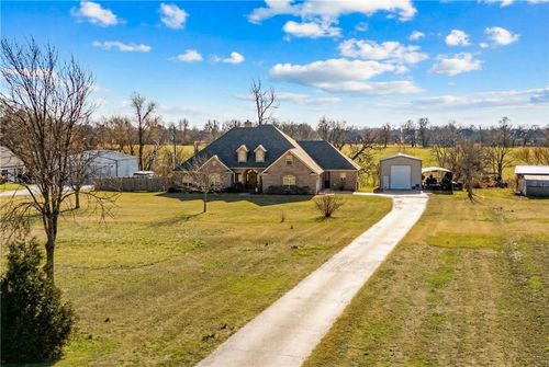 1701 Elm Springs Rd, Springdale, AR, 72762-9204 | Card Image