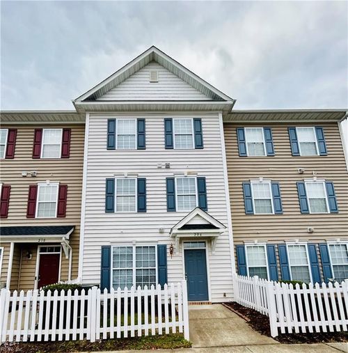 circle-206 Teton Circle, Suffolk, VA, 23435 | Card Image