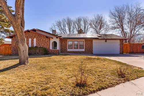 24 Pedragal Ln, Pueblo, CO, 81005-2934 | Card Image