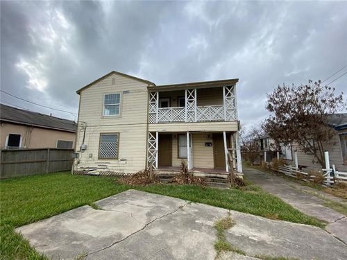 1731 15th St, Corpus Christi, TX, 78404-3008 | Card Image
