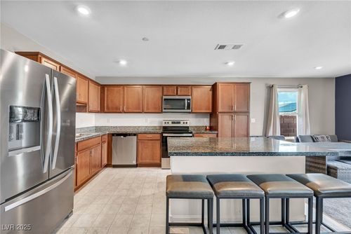 840 Turtleback Falls Ave, Indian Springs, NV, 89018-0649 | Card Image