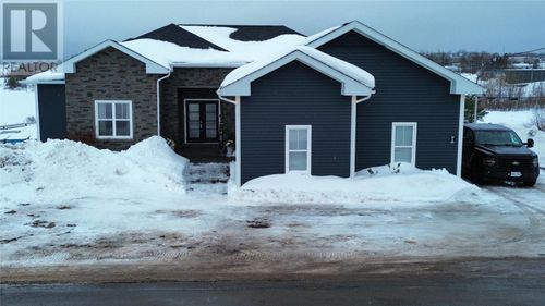 2 Mill Rd, Botwood, NL, A0H1Y0 | Card Image