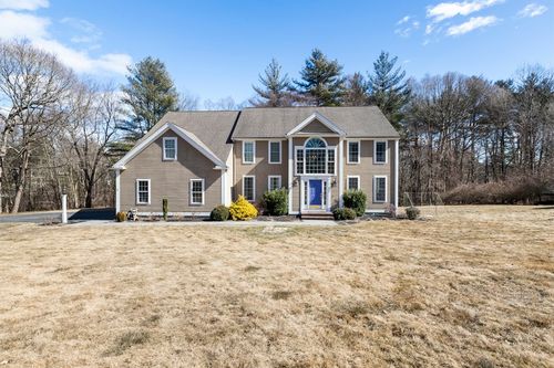 108 Waterford Dr, Hanover, MA, 02339-2579 | Card Image