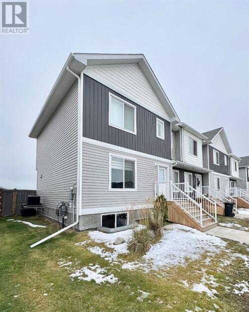 9511 112 Ave, Clairmont, AB, T8X5C8 | Card Image