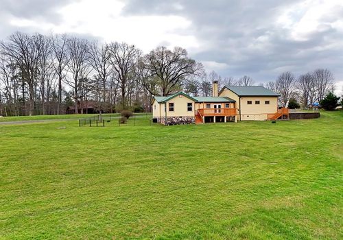 252 Dixie Dr, Blairsville, GA, 30512-8034 | Card Image