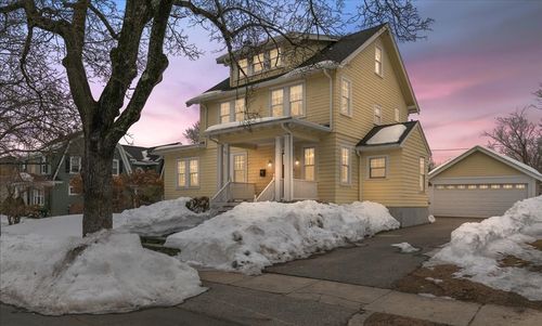 10 Winchester St, Haverhill, MA, 01835-8124 | Card Image