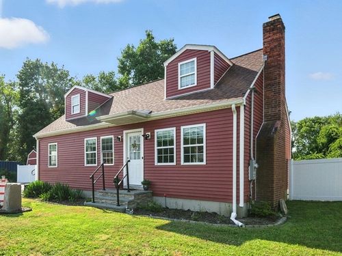 144 Willard Ave, Seekonk, MA, 02771-1907 | Card Image