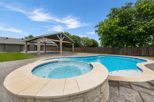 302 Anita Ln, Waxahachie, TX, 75165-5940 | Card Image