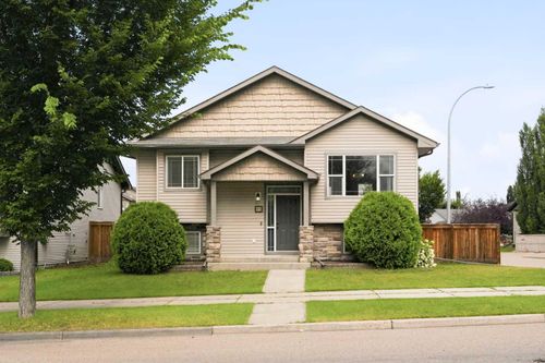 95 Inglewood Dr, Red Deer, AB, T4R0B2 | Card Image
