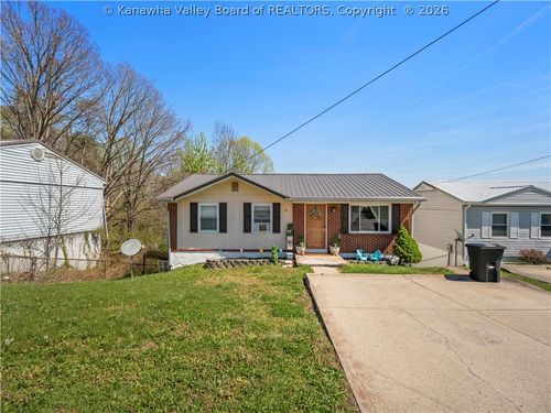 1452 Clearview Hts, Charleston, WV, 25312-5312 | Card Image