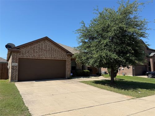 1312 Glenwood Dr, Azle, TX, 76020-5155 | Card Image