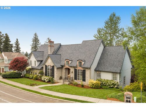 5565 Summit St, West Linn, OR, 97068-2859 | Card Image